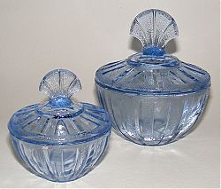 Mystery_46_blue_pots.jpg