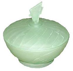 unknown_green_satin_powderbowl.jpg