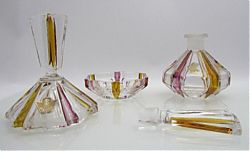 Filename=Mystery__114_flashed_amber___amethyst2C_with_label_1_2.jpg
Filesize=66KiB
Dimensions=500x303
Date added=Jul 20, 2015 Mystery__114_flashed_amber___amethyst2C_with_label_1_2.jpg