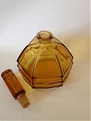 Mystery__131_amber2C_perfume_flask2C_Czecholslovakia2C_14cm_h_-_c__tomcjwatson_1_4.JPG