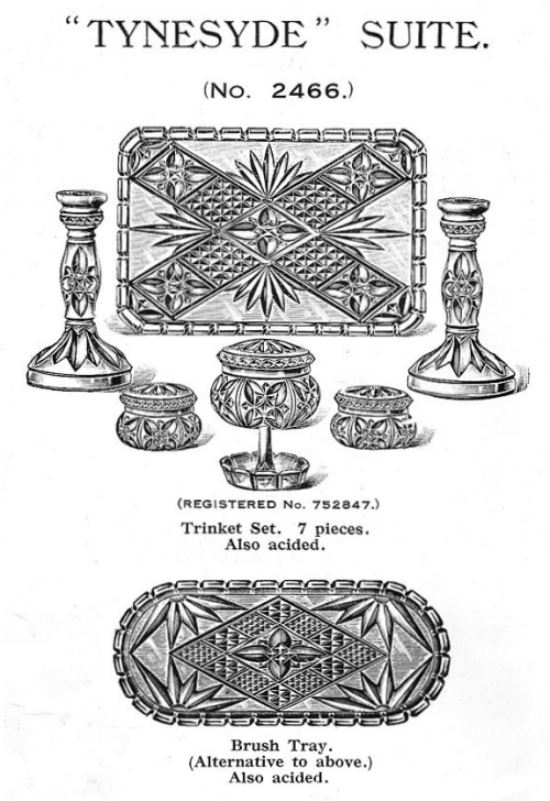 Sowerby 2466 Tynesyde trinket set in 1931